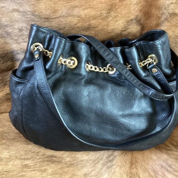 Michael Kors Black Pebbled Leather Slouch Gather Shoulder Handbag - Picture 2 of 10